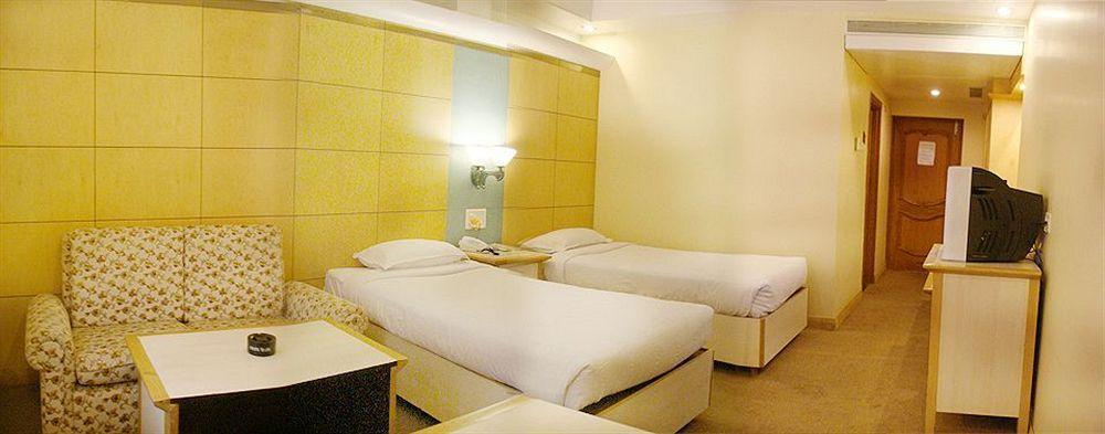 Hotel Grand International Райпур Екстер'єр фото